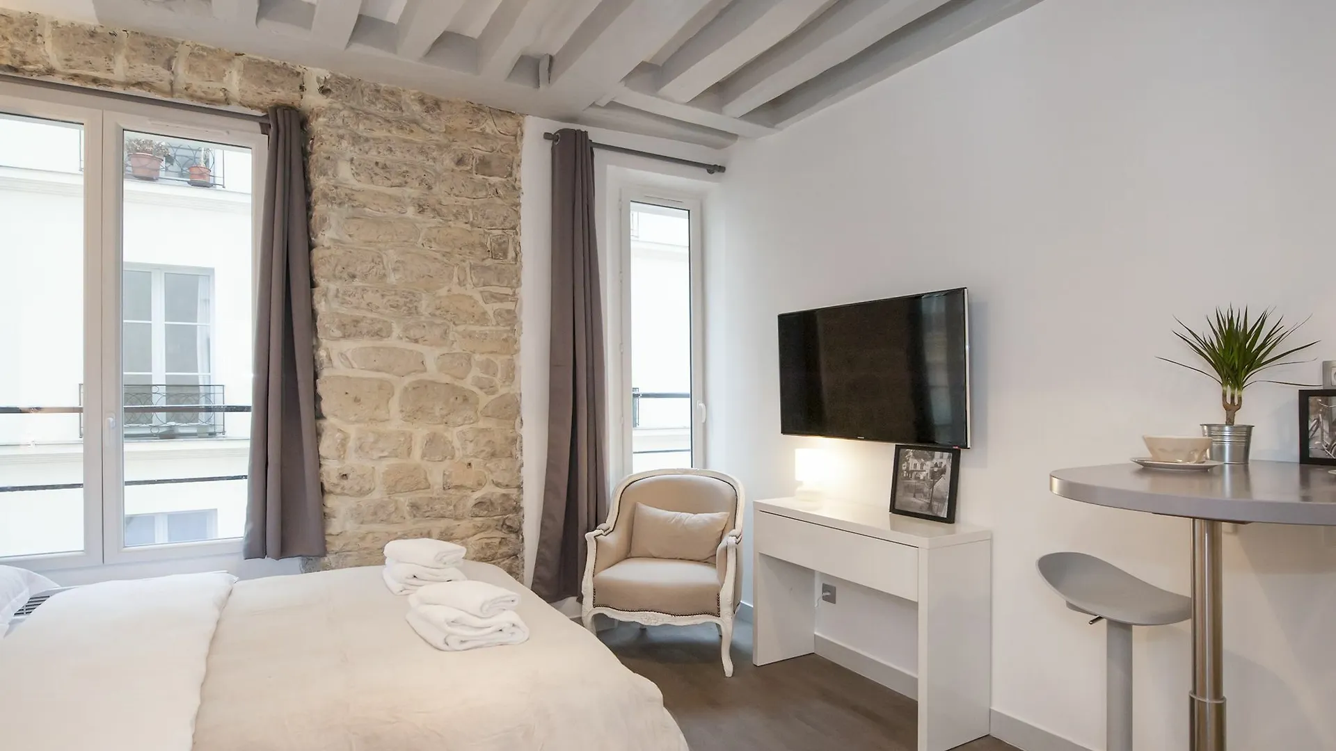 Pick A Flat - Sentier Montorgueil Apartment
